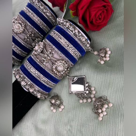 Beautiful Silver and Blue Bangles with Pearl Accents - Picture 2 of 8